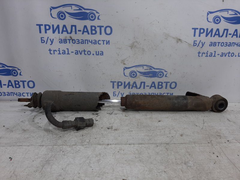 Амортизатор задний Toyota Prado 2002-2009 4853069535 (Арт. 25861) Амортизатор задний Toyota Prado 2002-2009 4853069535 (Арт. 25861)