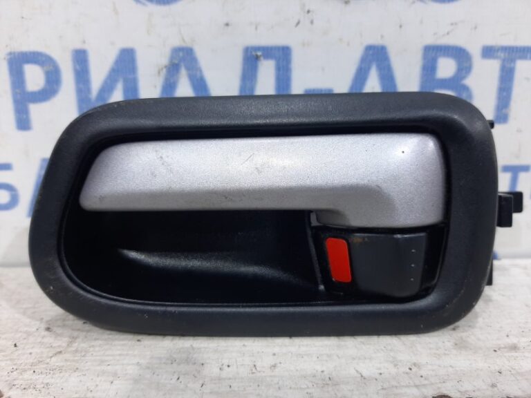 Ручка двери внутренняя левая Suzuki Grand Vitara 2005-2016 8313065J10BWJ (Арт. 26083)