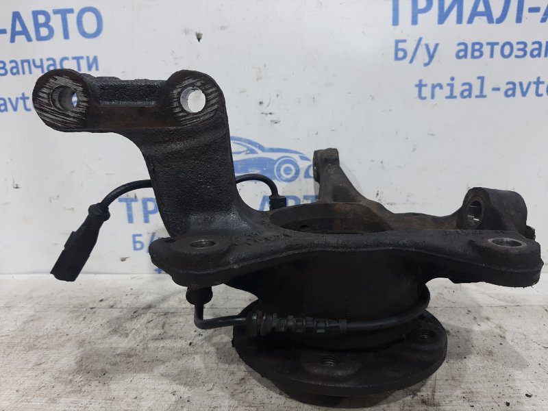 Кулак поворотный правый со ступицей Renault Megane 2008-2016 400140080R (Арт. 26668) Кулак поворотный правый со ступицей Renault Megane 2008-2016 400140080R (Арт. 26668)