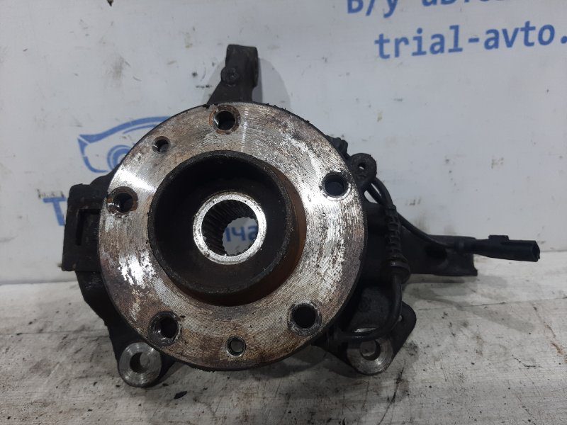 Кулак поворотный правый со ступицей Renault Megane 2008-2016 400140080R (Арт. 26668) Кулак поворотный правый со ступицей Renault Megane 2008-2016 400140080R (Арт. 26668)