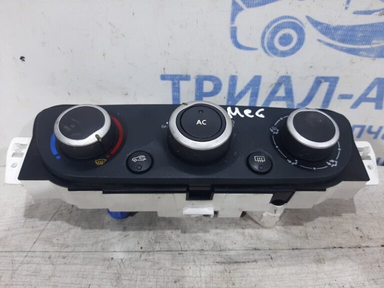 Блок управления кондиционером Renault Megane 2008-2016 275105840R (Арт. 26807)