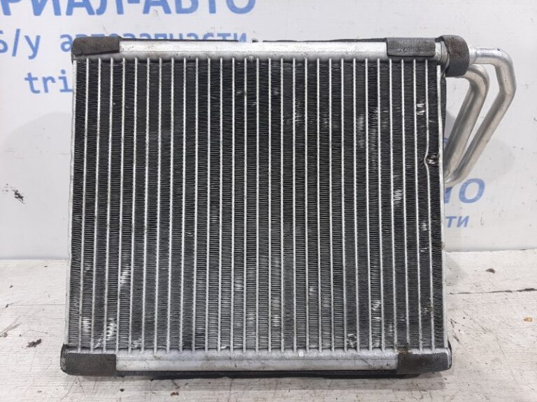 Осушитель кондиционера Renault Megane 2008-2016 271159831R (Арт. 26859)
