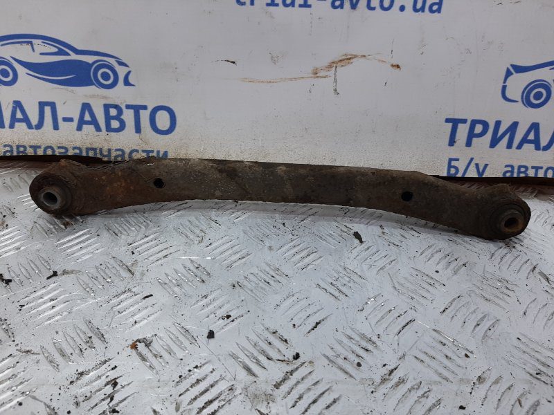 Рычаг задний поперечный верхний правый KIA Ceed 2006-2012 551001H000 (Арт. 26882) Рычаг задний поперечный верхний правый KIA Ceed 2006-2012 551001H000 (Арт. 26882)