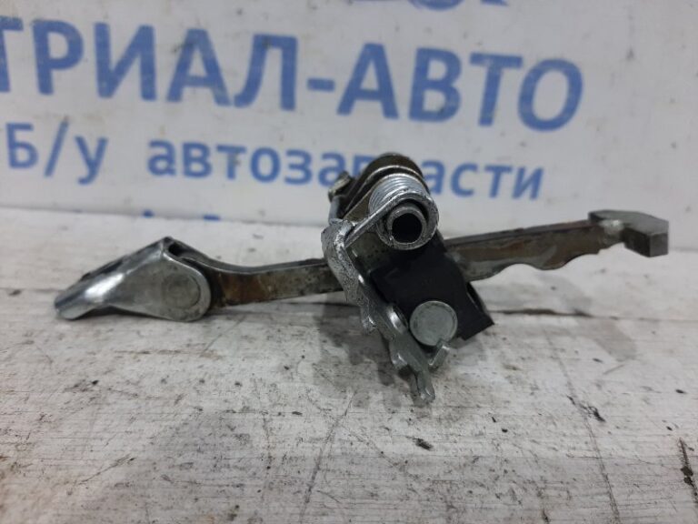 Ограничитель двери передний правый Renault Megane 2008-2016 804303543R (Арт. 26985)