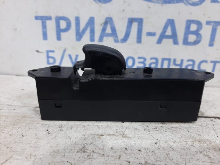 Кнопка стеклоподъемника Mitsubishi Pajero Sport 1996-2008 MR194820 (Арт. 26989)