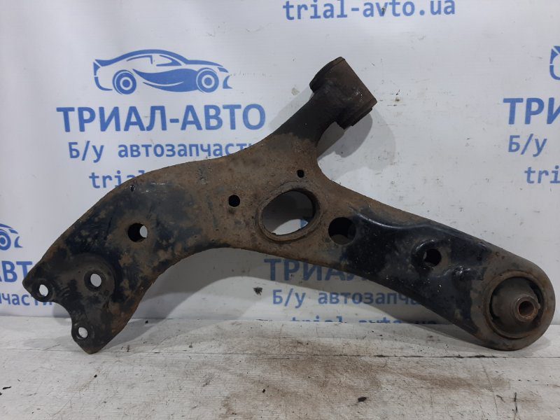 Рычаг левый Toyota RAV 4 2005-2012 4806942050 (Арт. 27307) Рычаг левый Toyota RAV 4 2005-2012 4806942050 (Арт. 27307)