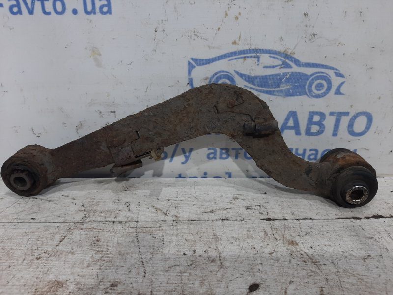 Рычаг задний поперечный верхний правый Toyota RAV 4 2005-2012 4877042040 (Арт. 27359) Рычаг задний поперечный верхний правый Toyota RAV 4 2005-2012 4877042040 (Арт. 27359)