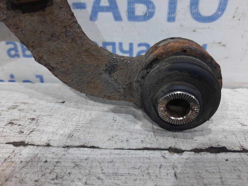 Рычаг задний поперечный верхний правый Toyota RAV 4 2005-2012 4877042040 (Арт. 27359) Рычаг задний поперечный верхний правый Toyota RAV 4 2005-2012 4877042040 (Арт. 27359)