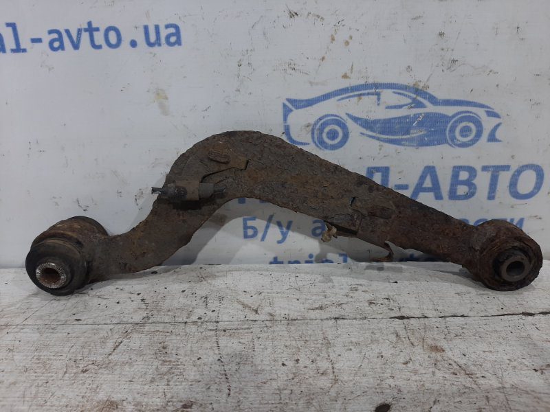 Рычаг задний поперечный верхний правый Toyota RAV 4 2005-2012 4877042040 (Арт. 27360) Рычаг задний поперечный верхний правый Toyota RAV 4 2005-2012 4877042040 (Арт. 27360)
