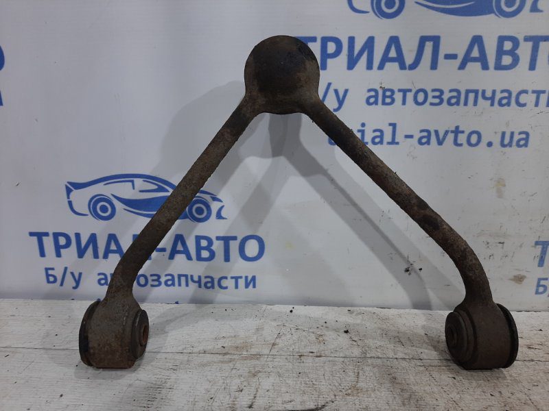 Рычаг передний верхний левый SsangYong Kyron 2004-2017 4440109011 (Арт. 27385) Рычаг передний верхний левый SsangYong Kyron 2004-2017 4440109011 (Арт. 27385)