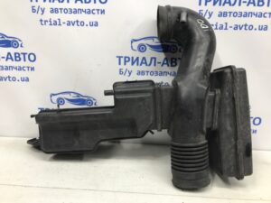 Воздухозаборник Toyota Land Cruiser 1998-2007 1787550200 (Арт. 28221)
