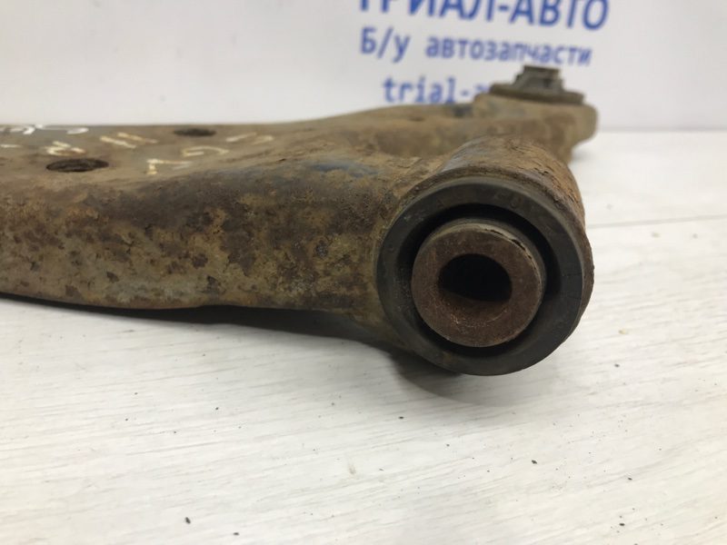 Рычаг правый Suzuki Grand Vitara 2005-2016 45201-65J00 (Арт. 3844) Рычаг правый Suzuki Grand Vitara 2005-2016 45201-65J00 (Арт. 3844)