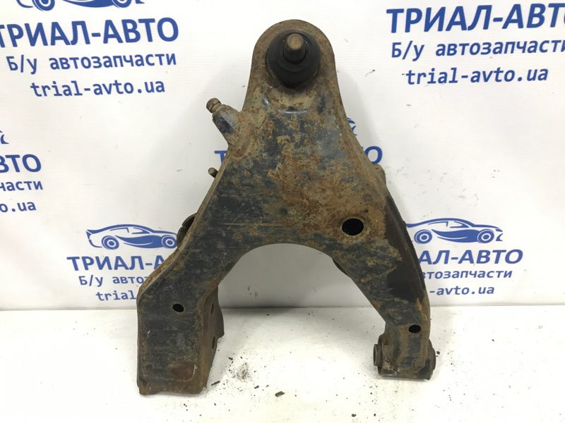 Рычаг передний нижний правый Toyota Land Cruiser 1998-2007 0 (Арт. 7522) Рычаг передний нижний правый Toyota Land Cruiser 1998-2007 0 (Арт. 7522)