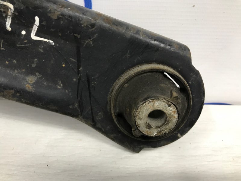 Рычаг левый Nissan Micra 2003-2010 54501EL000 (Арт. 8357) Рычаг левый Nissan Micra 2003-2010 54501EL000 (Арт. 8357)