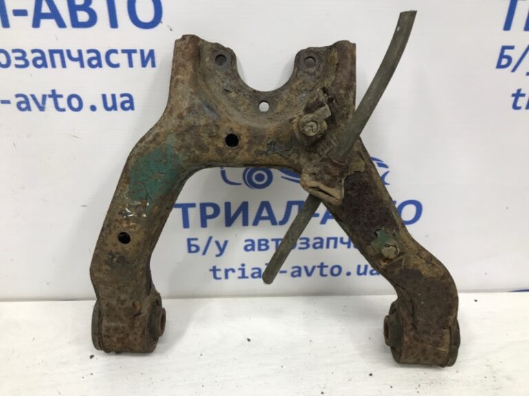 Рычаг передний верхний правый Mitsubishi Pajero Wagon 2006-2022 4010A038 (Арт. 10372)