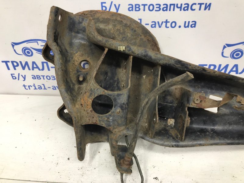 Рычаг задний продольный Mitsubishi Lancer 2003-2009 MR519134 (Арт. 6192) Рычаг задний продольный Mitsubishi Lancer 2003-2009 MR519134 (Арт. 6192)