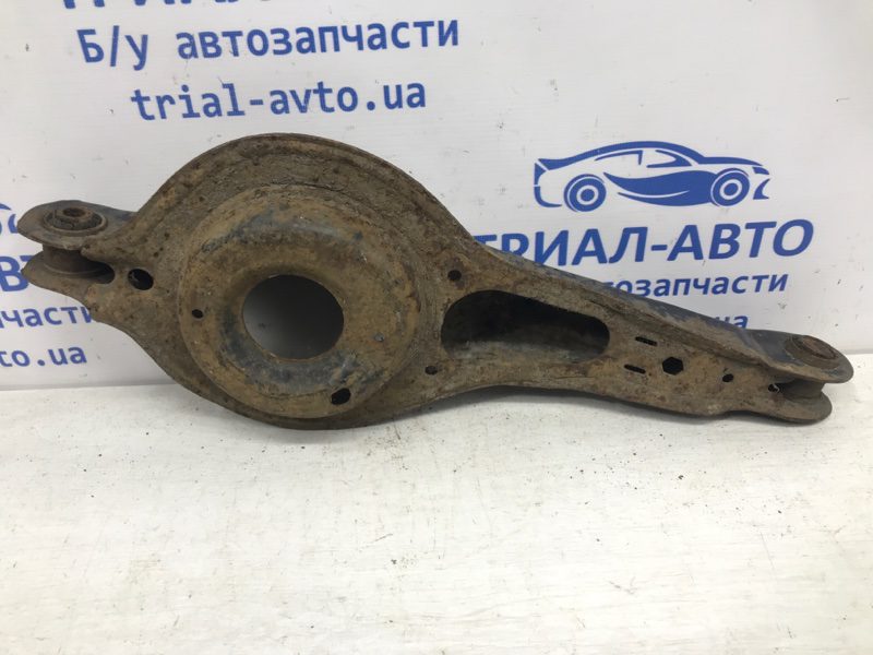 Рычаг задней подвески нижний поперечный (под пружину) Ford Focus 2010-2018 1894048 (Арт. 16229) Рычаг задней подвески нижний поперечный (под пружину) Ford Focus 2010-2018 1894048 (Арт. 16229)