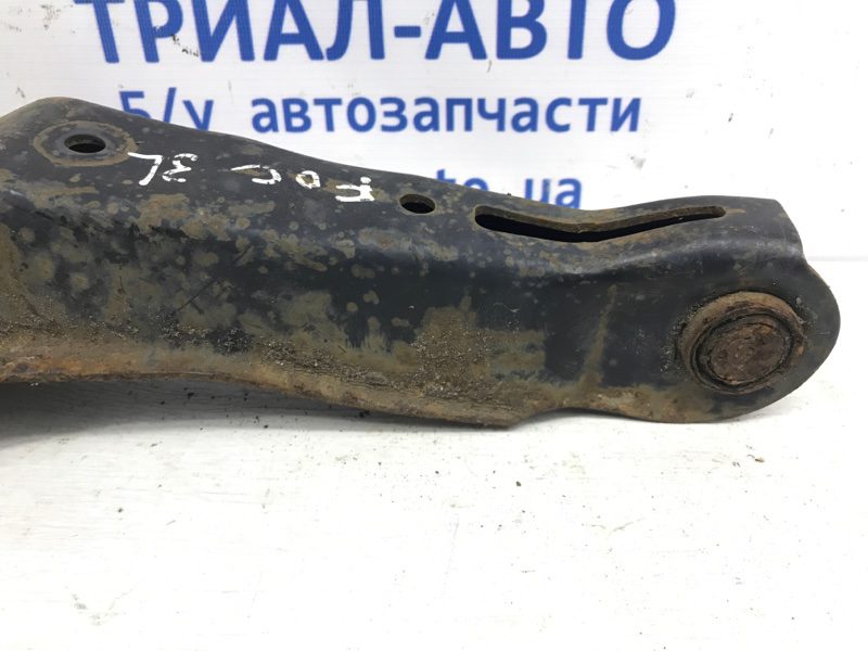 Рычаг задней подвески нижний поперечный (под пружину) Ford Focus 2010-2018 1894048 (Арт. 16229) Рычаг задней подвески нижний поперечный (под пружину) Ford Focus 2010-2018 1894048 (Арт. 16229)