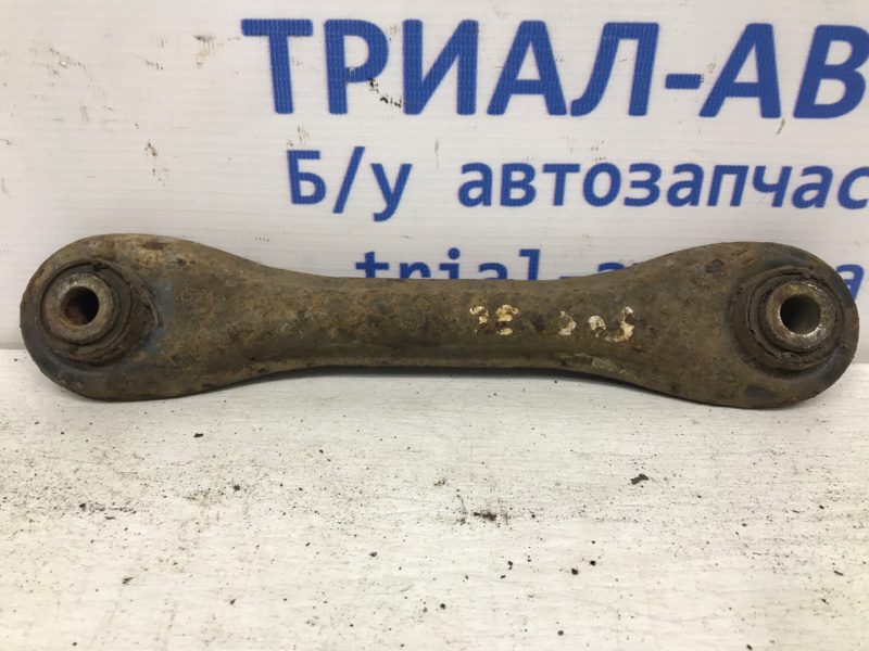 Рычаг задней подвески продольный правый Ford Focus 2010-2018 1752565 (Арт. 16231) Рычаг задней подвески продольный правый Ford Focus 2010-2018 1752565 (Арт. 16231)