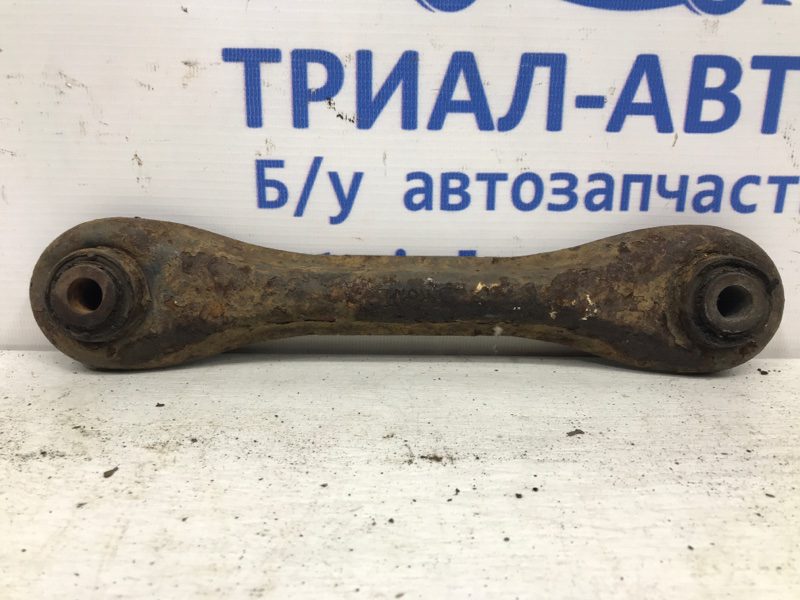 Рычаг задней подвески продольный левый Ford Focus 2010-2018 1752565 (Арт. 16230) Рычаг задней подвески продольный левый Ford Focus 2010-2018 1752565 (Арт. 16230)