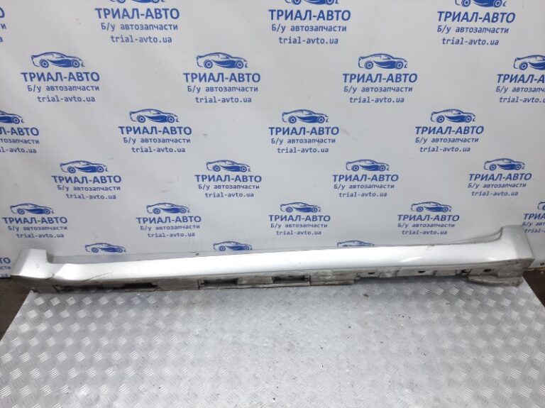 Накладка порога внешняя левая Toyota Avensis 2009-2018 7586005010 (Арт. 28496)