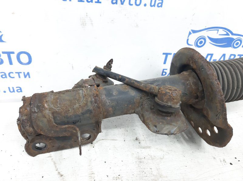 Амортизатор передний правый Nissan Juke 2010-2019 E43021KC2A (Арт. 28881) Амортизатор передний правый Nissan Juke 2010-2019 E43021KC2A (Арт. 28881)