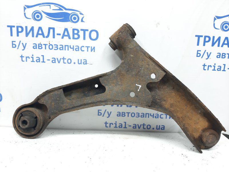 Рычаг левый Suzuki Grand Vitara 2005-2016 4520265J00 (Арт. 29270) Рычаг левый Suzuki Grand Vitara 2005-2016 4520265J00 (Арт. 29270)