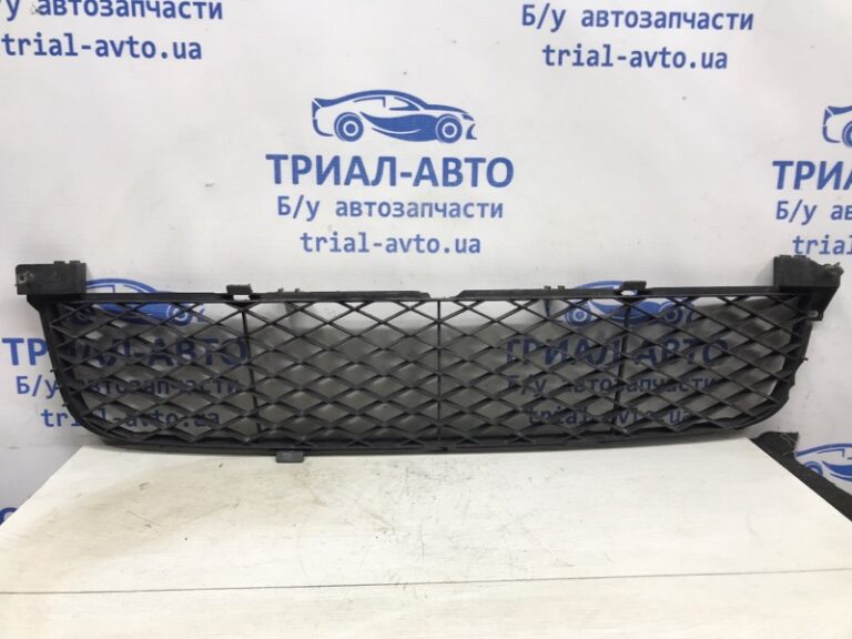 Решетка бампера центральная Suzuki Grand Vitara 2005-2016 7172165J00 (Арт. 29776)