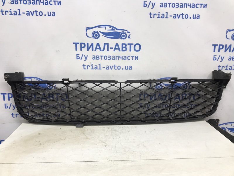 Решетка бампера центральная Suzuki Grand Vitara 2005-2016 7172165J00 (Арт. 29776) Решетка бампера центральная Suzuki Grand Vitara 2005-2016 7172165J00 (Арт. 29776)