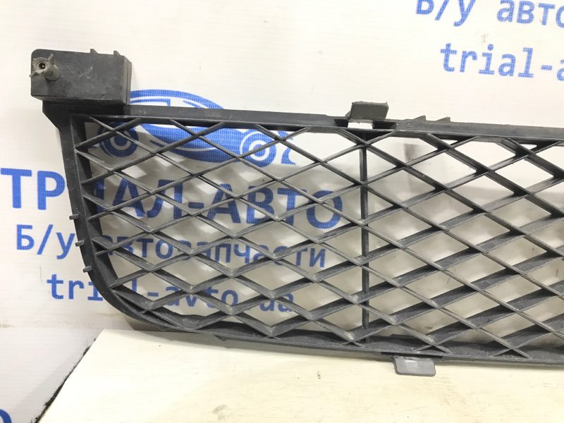 Решетка бампера центральная Suzuki Grand Vitara 2005-2016 7172165J00 (Арт. 29776) Решетка бампера центральная Suzuki Grand Vitara 2005-2016 7172165J00 (Арт. 29776)