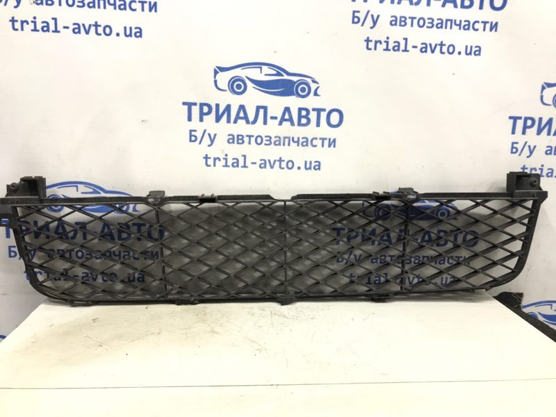 Решетка бампера центральная Suzuki Grand Vitara 2005-2016 7172165J00 (Арт. 29776) Решетка бампера центральная Suzuki Grand Vitara 2005-2016 7172165J00 (Арт. 29776)