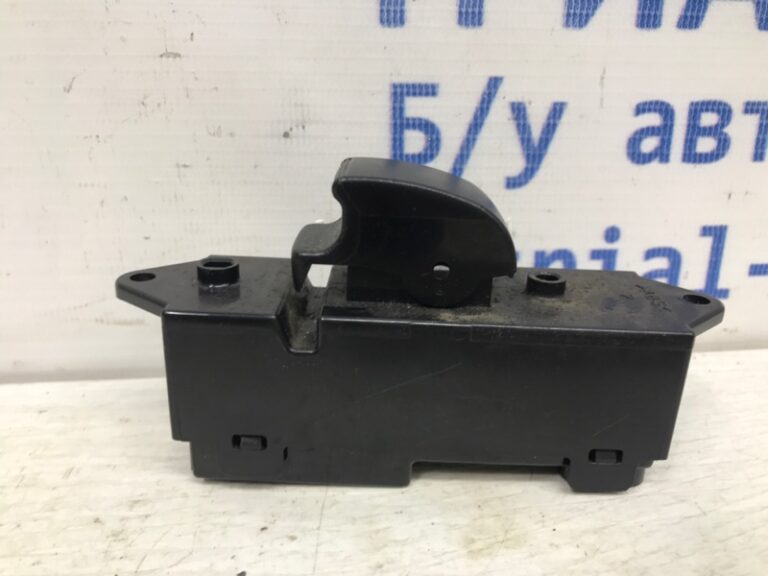 Кнопка стеклоподъемника Mitsubishi Lancer 2007-2017 8608A067 (Арт. 29836)