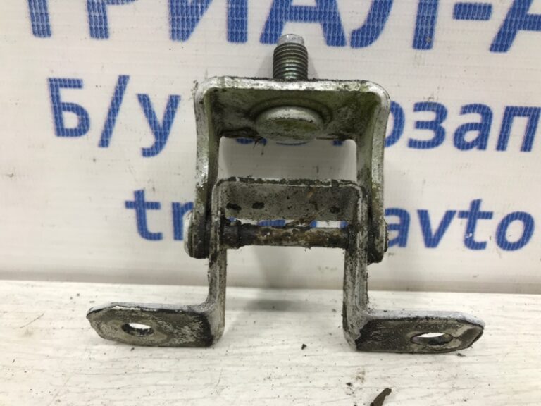 Петля крышки багажника Nissan Juke 2010-2019 904001KA0A (Арт. 29879)