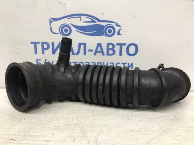 Патрубок воздушного фильтра Mitsubishi Pajero Sport 1996-2008 MR571058 (Арт. 29980)