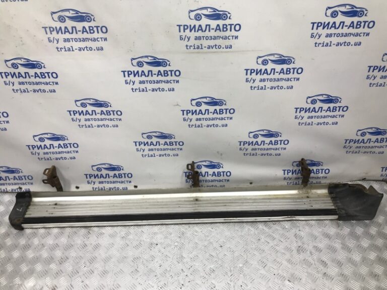 Подножка Mitsubishi Pajero Sport 1996-2008 MR784435 (Арт. 30023)