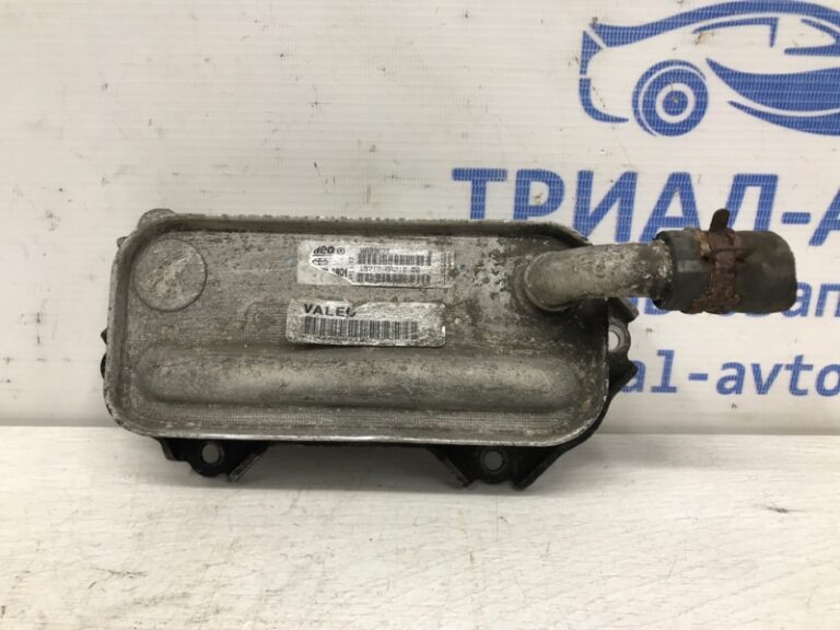 Радиатор масляный ДВС (теплообменник) Toyota RAV 4 2005-2012 157100R010 (Арт. 30307)