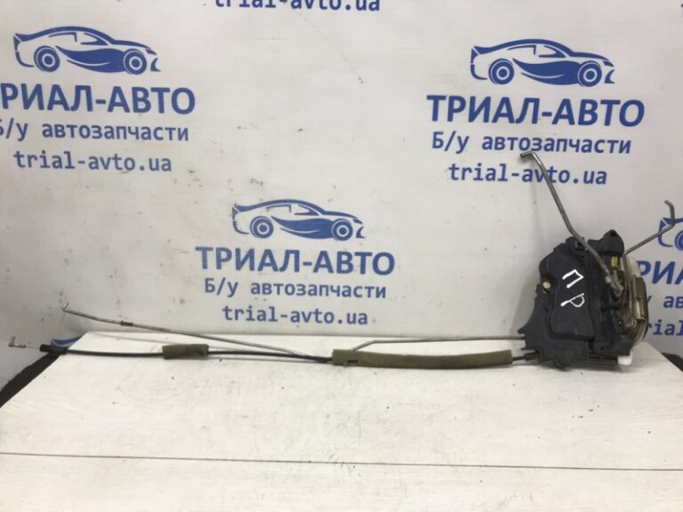 Замок двери передний правый Mitsubishi Outlander 2003-2007 5715A062 (Арт. 30353)