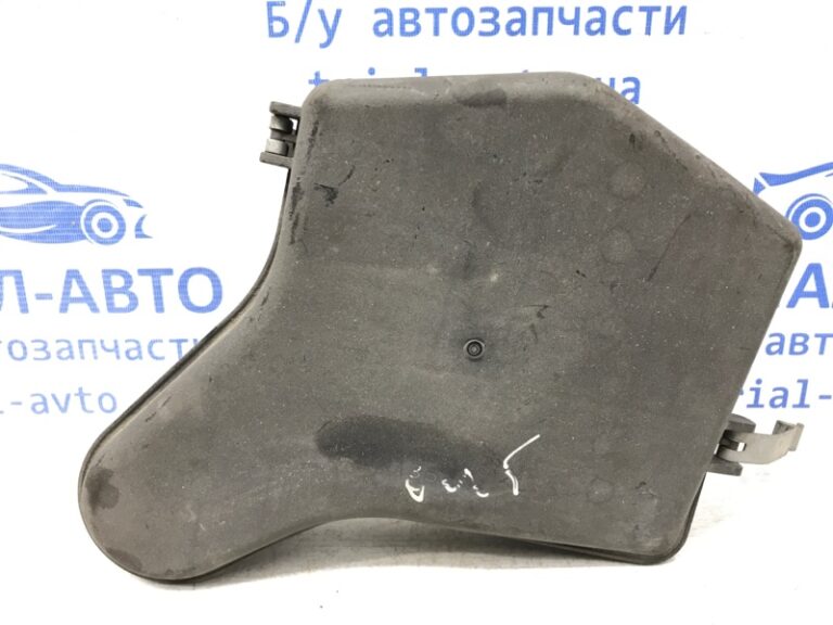 Резонатор воздушного фильтра Mitsubishi Outlander 2003-2007 MN135294 (Арт. 30482)