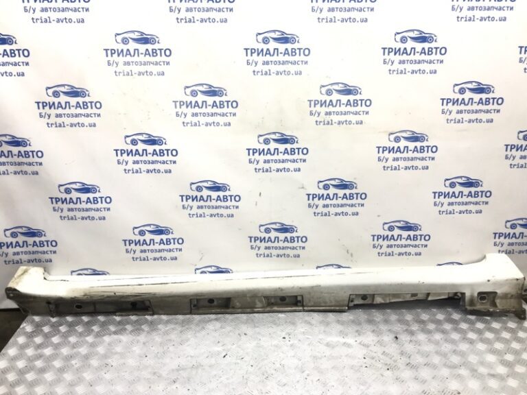 Накладка порога внешняя левая Toyota Avensis 2009-2018 7586005901 (Арт. 30647)