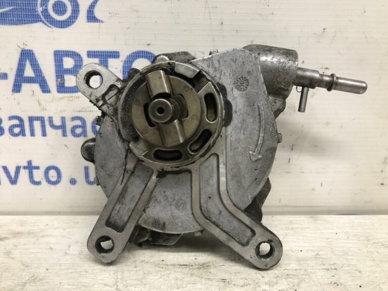 Насос вакуумный Toyota Avensis 2003-2009 293000R010 (Арт. 30866)