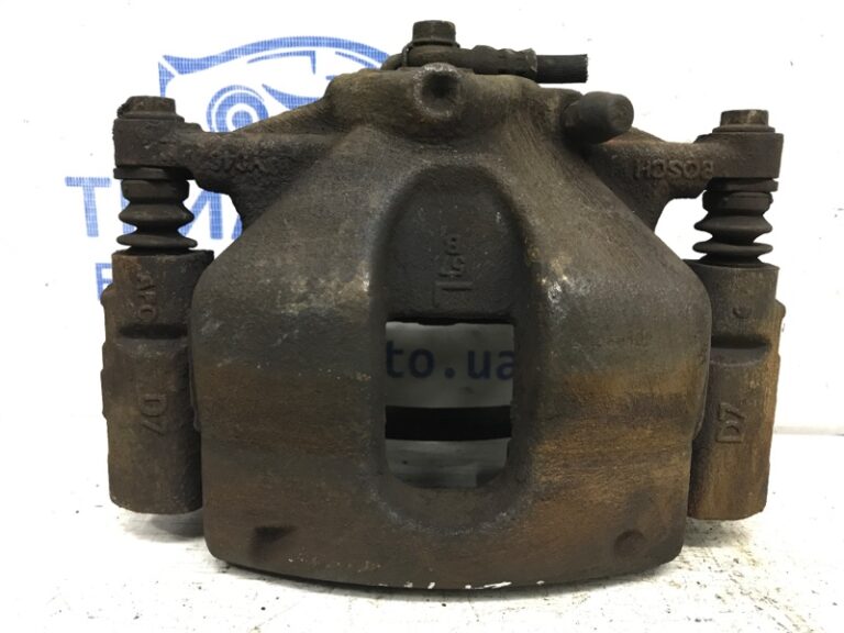 Суппорт передний левый Toyota Avensis 2009-2018 4775005110 (Арт. 30900)