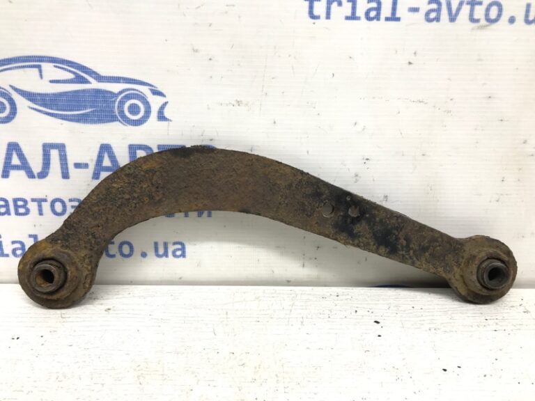 Рычаг задний поперечный Toyota Avensis 2003-2009 4877021011 (Арт. 30978)