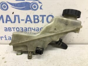 Бачок главного тормозного цилиндра Toyota Avensis 2003-2009 4722005050 (Арт. 31053)
