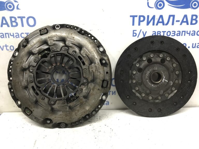 Корзина сцепления+Диск сцепления Toyota Avensis 2003-2009 3100105040 (Арт. 31298)