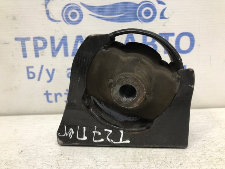 Подушка ДВС передняя Toyota Avensis 2009-2018 123610X020 (Арт. 31317)