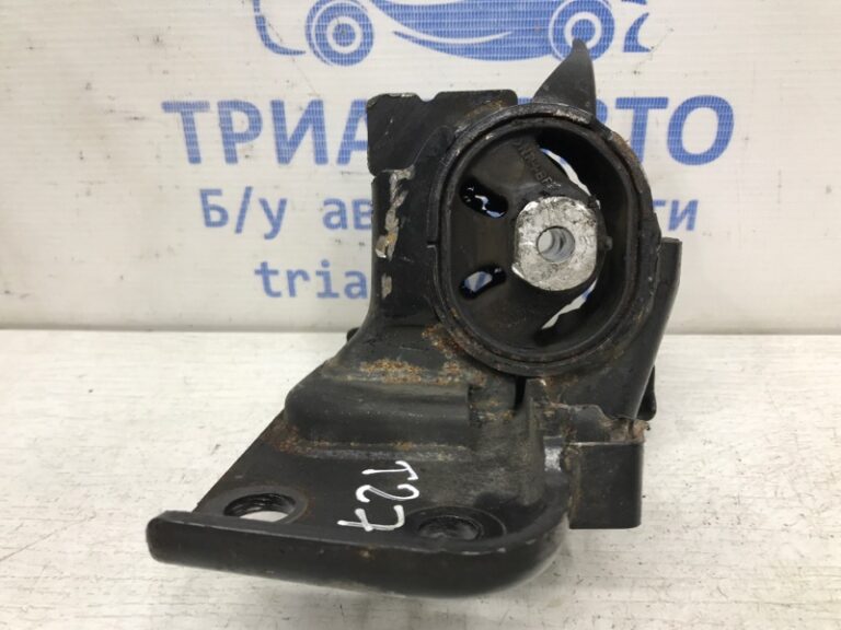 Подушка ДВС левая Toyota Avensis 2009-2018 123720X010 (Арт. 31318)