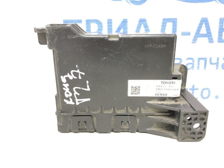 Блок управления кондиционером Toyota Avensis 2009-2018 8865005252 (Арт. 31354)