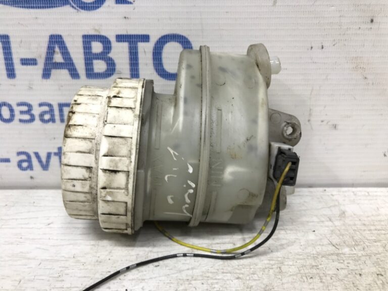 Бачок главного тормозного цилиндра Mitsubishi L200 2006-2015 4627A020 (Арт. 31532)
