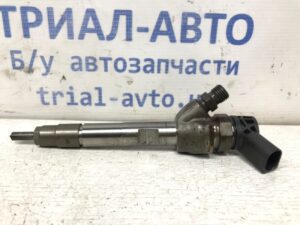 Форсунка топливная Toyota Avensis 2009-2018 0445110613 (Арт. 31727)