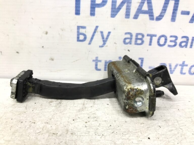 Ограничитель двери задний правый KIA Ceed 2006-2012 79490-1H000 (Арт. 32033)